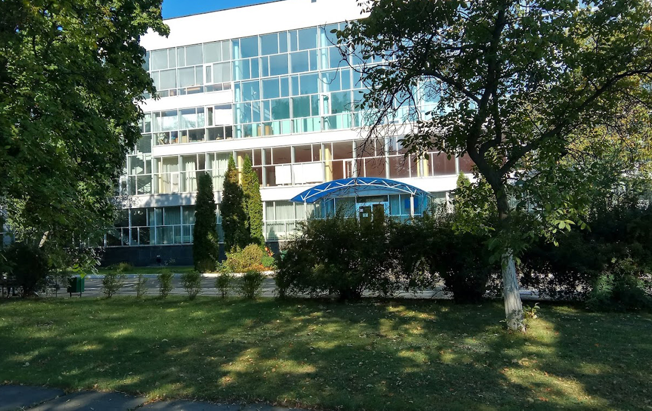 У Києві атака РФ пошкодила спорткомплекс КНУ імені Шевченка: що відомо